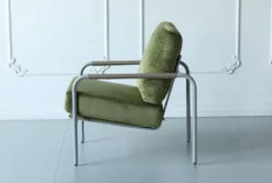 Green Velvet + Grey Metal Frame Accent Chair -Furniluxe 307054 green velvet accent chair side 14
