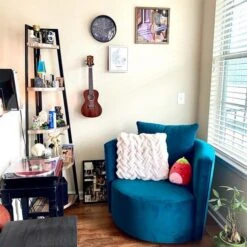 Twirl 37" Swivel Velvet Accent Chair -Furniluxe normal 40